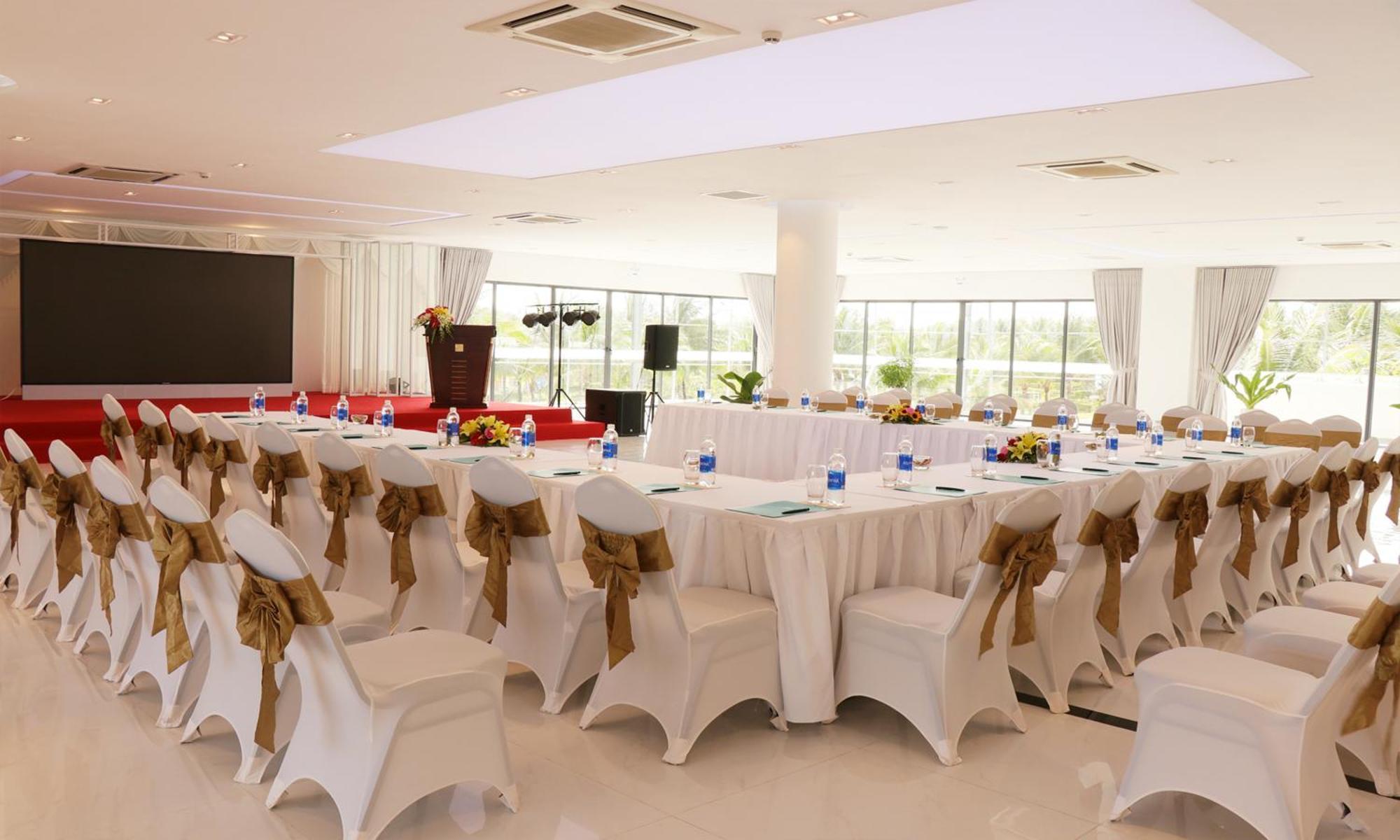 Cam Ranh Riviera Beach Resort & Spa Cam Lam Buitenkant foto